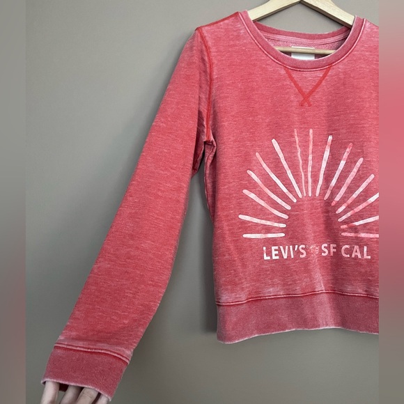 {Levi's} Mineral Wash SF CAL Sun Sweatshirt in Red - Womens Medium - Picture 4 of 9
